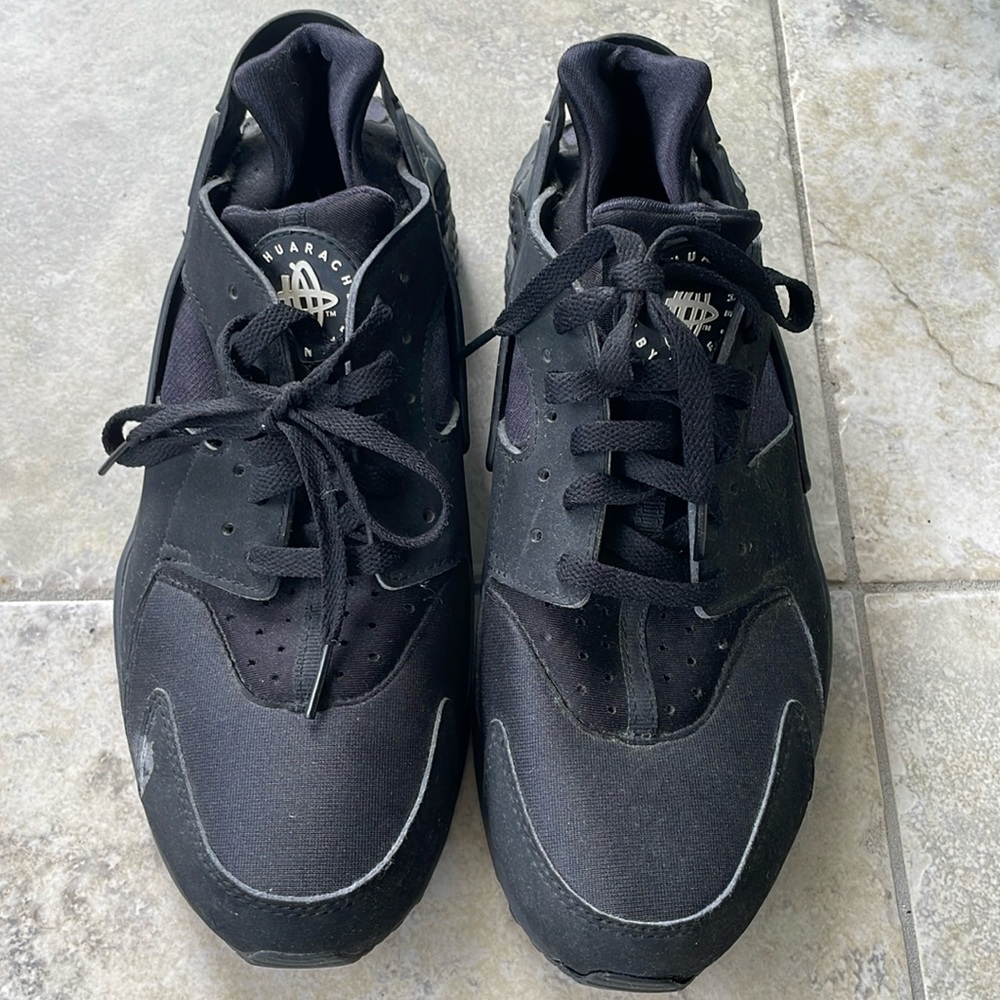 Nike - Air Huarache black 10.5